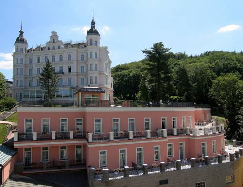 Karlovy Vary Tsjechië Laatste minuut Kortingscode Booking.com