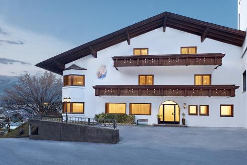 Mutters Austria Last Minute Discount Code Agoda.com