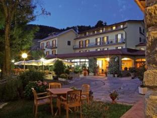 Minucciano Italy Last Minute Discount Code Agoda.com