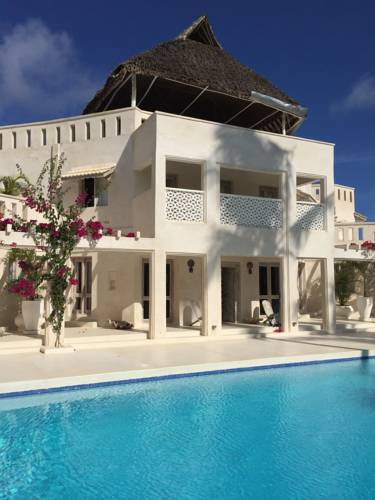 Playa de Diani Kenia Último Minuto Código de Descuento Booking.com