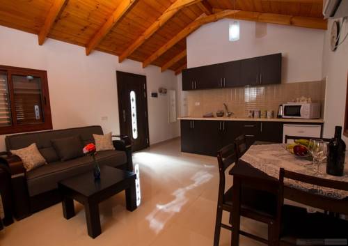 Bruchim Qela' Alon Israel Last Minute Discount Code Booking.com