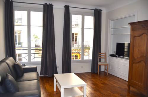 Neuilly-sur-Seine France Last Minute Discount Code Booking.com