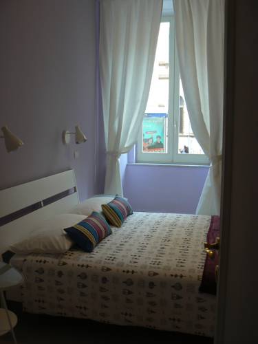 Napoli Italien Last-Minute-Rabattcode Booking.com