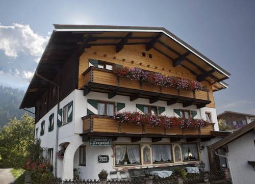 Going am Wilden Kaiser Austria Last Minute Discount Code Booking.com