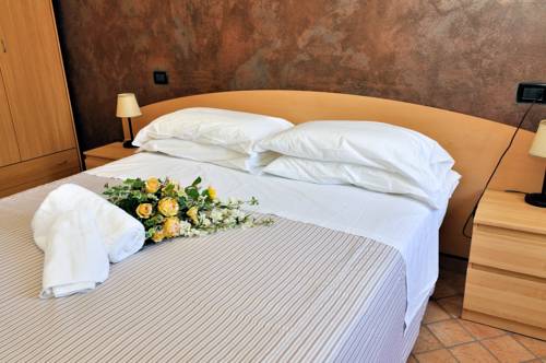 Signa Italy Last Minute Discount Code Booking.com
