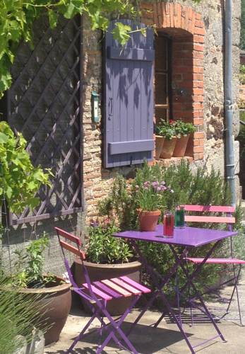 Boussais France Last Minute Discount Code Booking.com