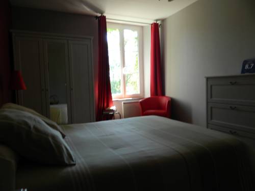 Saint-Pierre-les-Bois France Last Minute Discount Code Booking.com