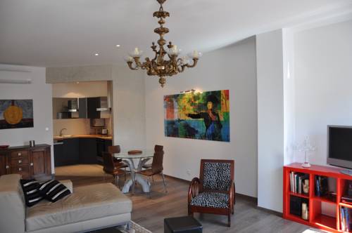 Ajaccio Francia Último Minuto Código de Descuento Booking.com