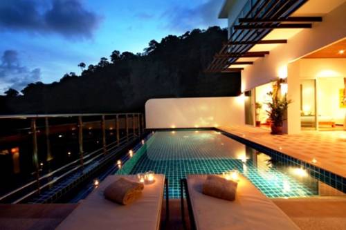 Kamala Beach Thailand Laatste minuut Kortingscode Booking.com