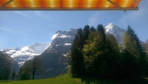 Grindelwald Suiza Último Minuto Código de Descuento Booking.com