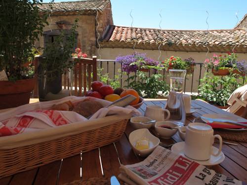 Quarante France Last Minute Discount Code Booking.com