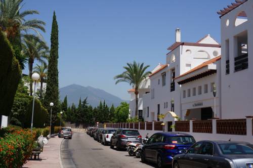 Nueva Andalusien Spanien Last-Minute-Rabattcode Booking.com