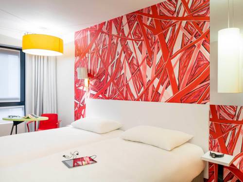 Courbevoie Frankreich Last-Minute-Rabattcode Booking.com