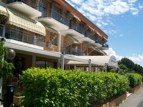 Toscolano Maderno Italia Último Minuto Código de Descuento Booking.com