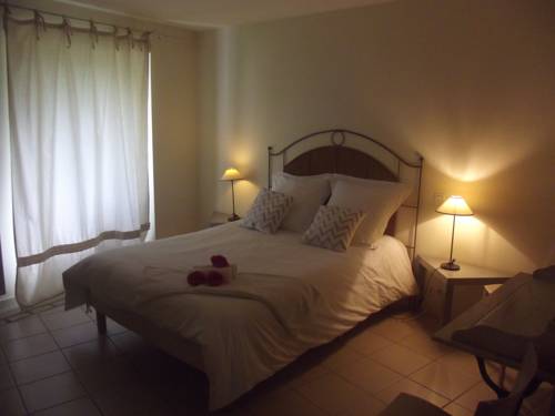 Heiliger Porchaire Frankreich Last-Minute-Rabattcode Booking.com