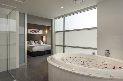 Caroline Springs Australia Last Minute Discount Code Booking.com