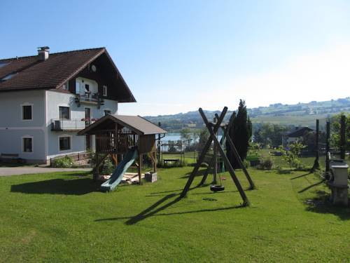 Zell am Moos Österreich Last-Minute-Rabattcode Booking.com