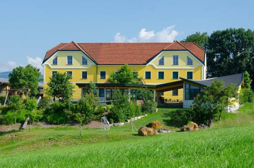 Bergland Austria Last Minute Discount Code Booking.com