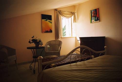 Saint-Séverin-sur-Boutonne France Last Minute Discount Code Booking.com