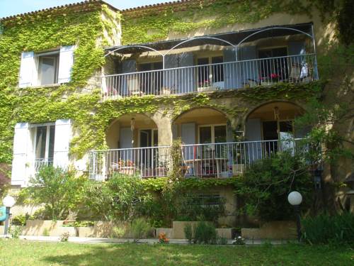 Remoulins France Last Minute Discount Code Booking.com