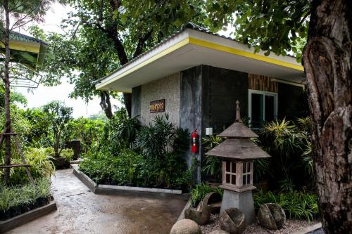 Nakhon Sawan Thailand Last Minute Discount Code Agoda.com