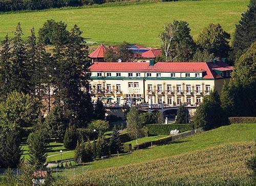 Kasten Austria Last Minute Discount Code Booking.com