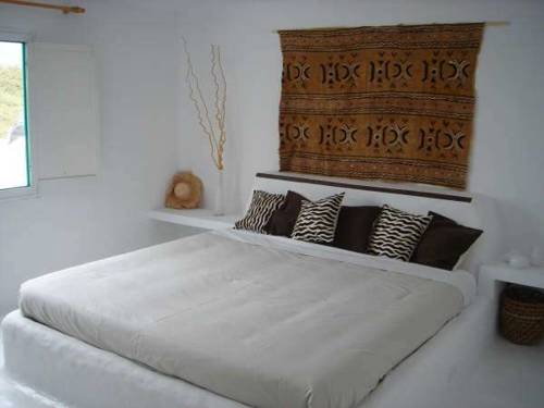 Famara España Último Minuto Código de Descuento Booking.com