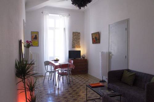Nîmes Frankreich Last-Minute-Rabattcode Booking.com