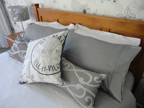 Cambridge New Zealand Last Minute Discount Code Booking.com