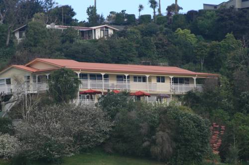 Russell New Zealand Last Minute Discount Code Booking.com