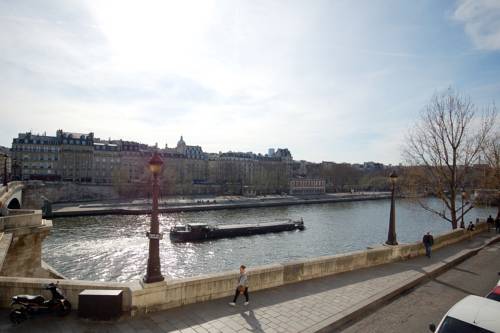 Paris France Last Minute Discount Code Booking.com