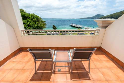 Shoal Bay Australia Last Minute Discount Code Booking.com