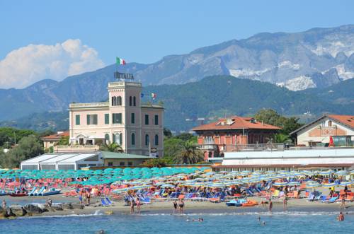 Marina di Massa Italy Last Minute Discount Code Booking.com