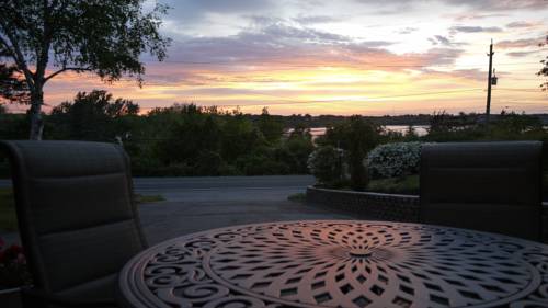 Picton Canada Last Minute Discount Code Booking.com