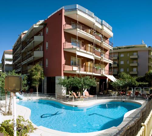 Pietra Ligure Italia Último Minuto Código de Descuento Booking.com