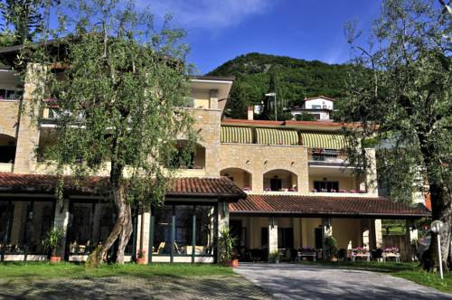 Brenzone Italia Último Minuto Código de Descuento Booking.com