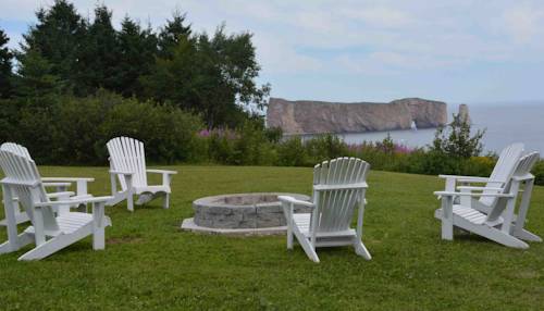 Percé (Quebec) Canada Last Minute Discount Code Booking.com