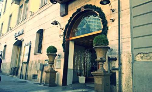 Neapel Italien Last-Minute-Rabattcode Booking.com
