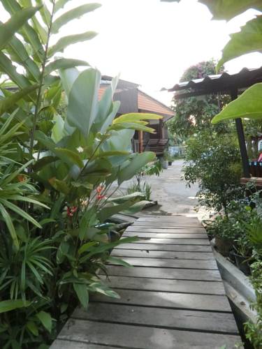 Saraphi Thailand Last-Minute-Rabattcode Booking.com