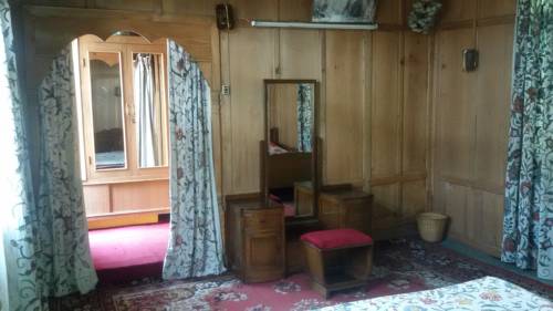Srinagar India Last Minute Discount Code Booking.com