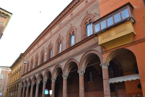 Bologna Italien Last-Minute-Rabattcode Booking.com