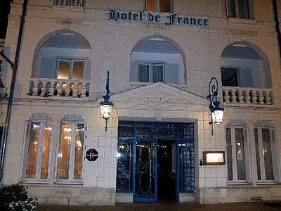 Löcher Frankreich Last-Minute-Rabattcode Booking.com