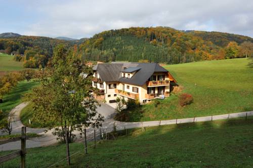 Rein Austria Last Minute Discount Code Booking.com