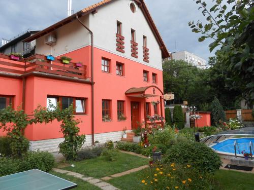 Budapest Hungary Last Minute Discount Code Agoda.com