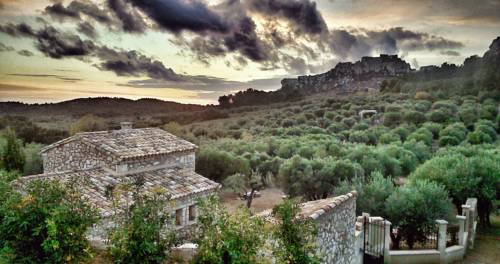 Les Baux-de-Provence France Last Minute Discount Code Booking.com