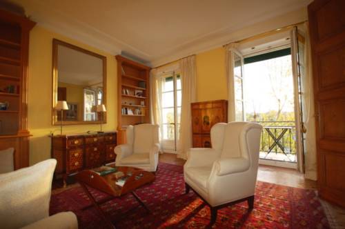 Paris France Last Minute Discount Code Booking.com
