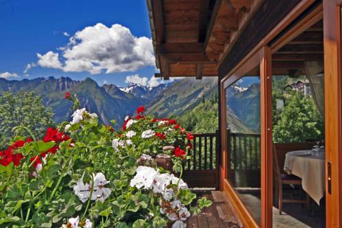La Salle Italy Last Minute Discount Code Booking.com
