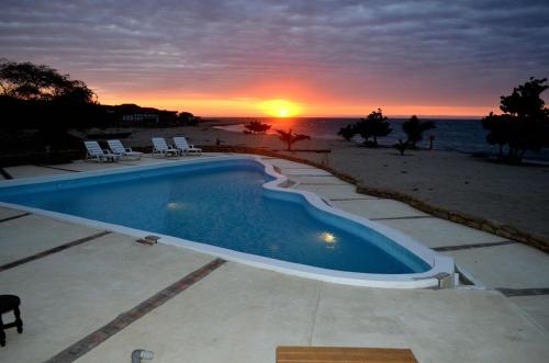 Canoas De Punta Sal Peru Last Minute Discount Code Agoda.com