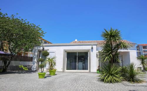 Saint-Raphaël France Last Minute Discount Code Booking.com