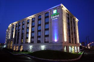Montreal (QC) Canada Last Minute Discount Code Agoda.com